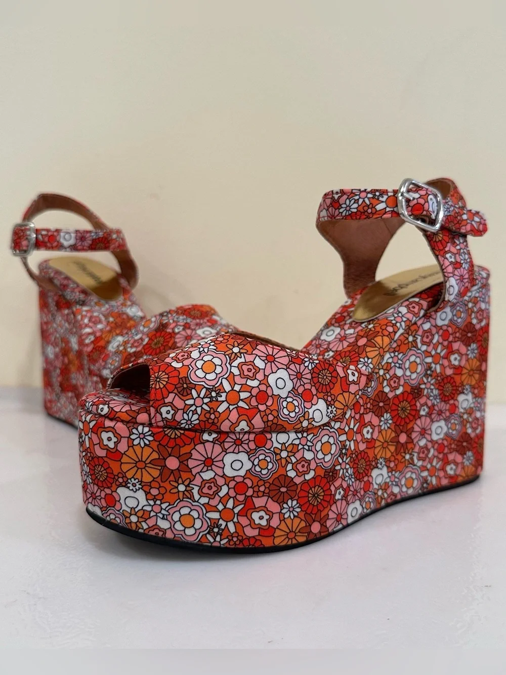 Jeffrey Campbell Dazing Pink Orange White Floral Platform Hippie Wedge Sandals 6